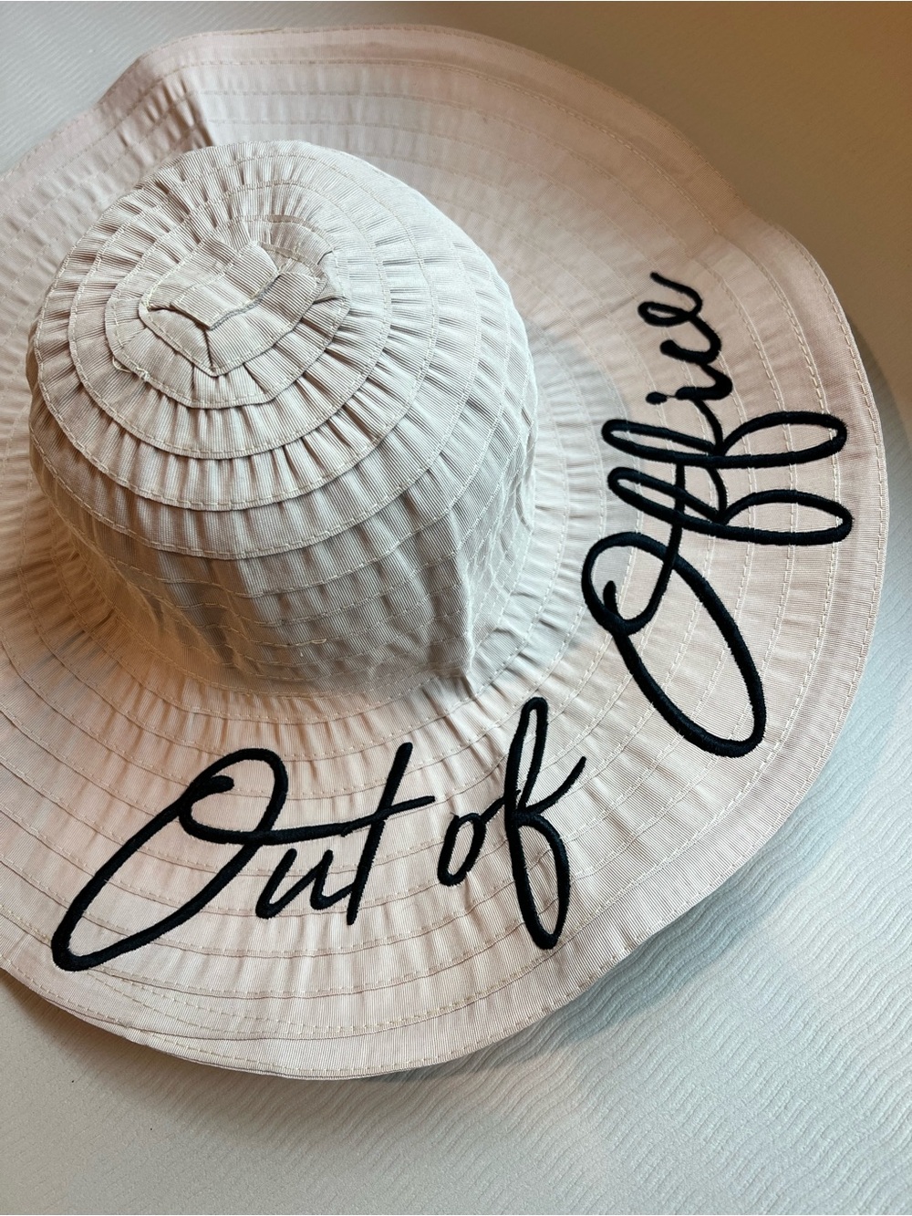 Foldable Beach Hat beige black one size Out of Office embroidered NWOT